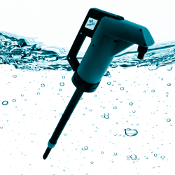 POMPE MANUELLE ADBLUE® EQUIPEE